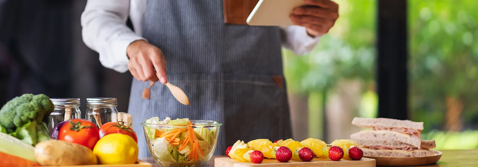 banner-all-inclusive-vs-customized-wellness-retreats-1